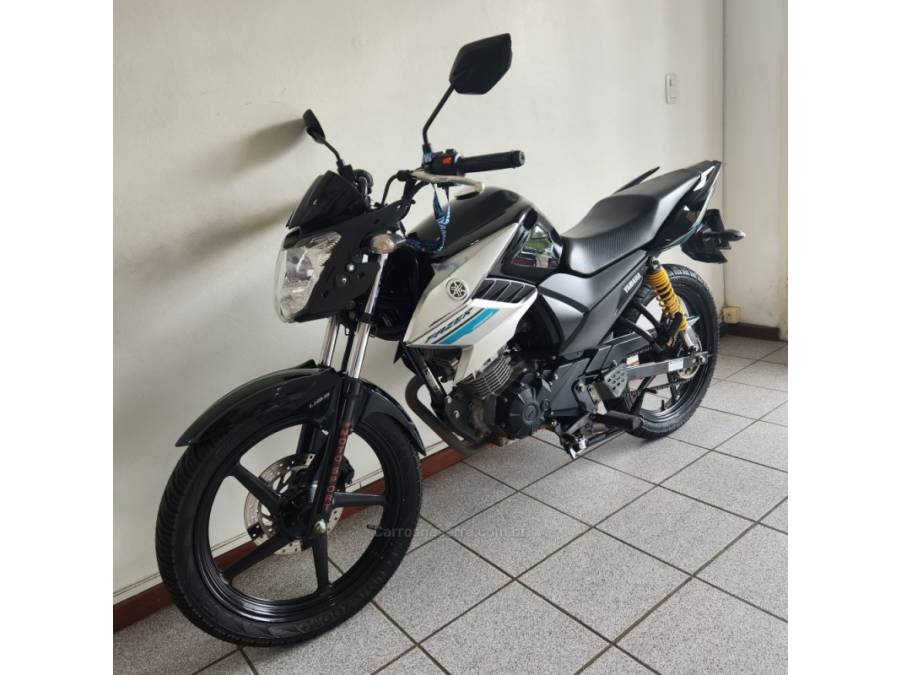 YAMAHA - FAZER - 2018/2019 - Preta - R$ 13.900,00