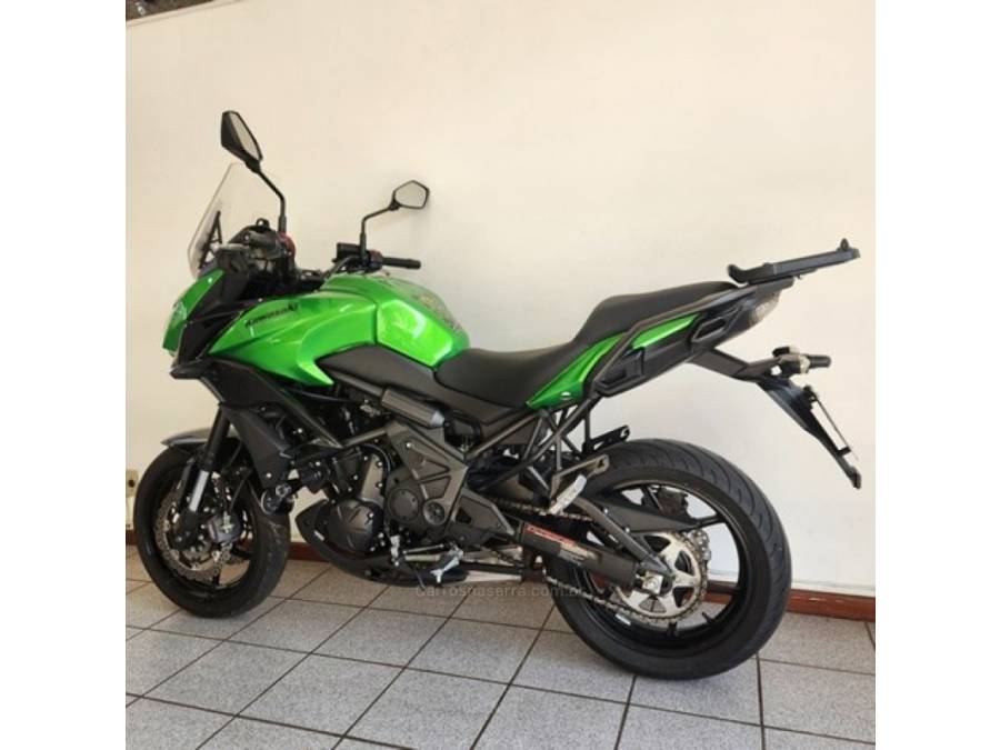 KAWASAKI - VERSYS 650 - 2015/2016 - Verde - R$ 34.900,00