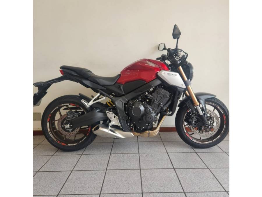 HONDA - CB 650R - 2020/2020 - Vermelha - R$ 49.900,00