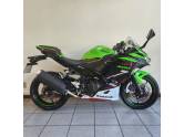 KAWASAKI - NINJA 400 - 2022/2022 - Verde - R$ 37.000,00