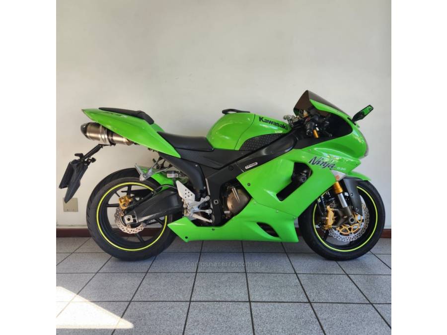 KAWASAKI - NINJA ZX-6R 636 - 2005/2006 - Verde - R$ 29.900,00