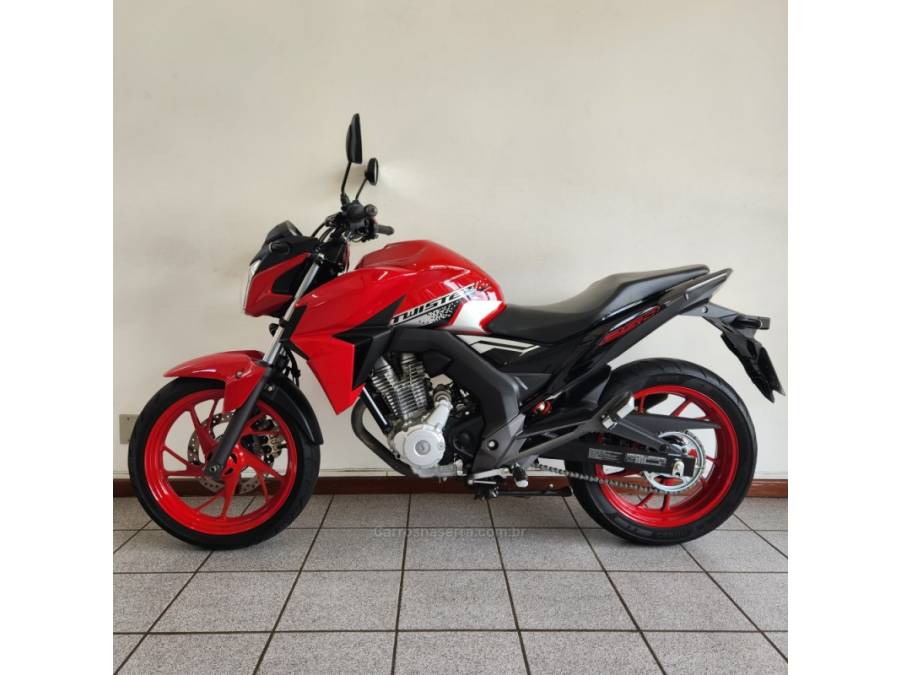 HONDA - CB 250F TWISTER - 2021/2021 - Vermelha - R$ 21.500,00