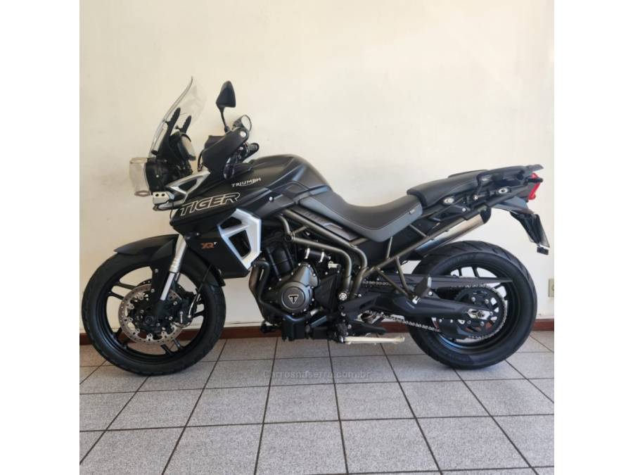 TRIUMPH - TIGER 800 XR - 2019/2020 - Preta - R$ 51.000,00