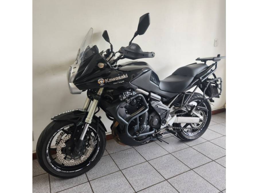 KAWASAKI - VERSYS 650 - 2011/2011 - Preta - R$ 26.500,00