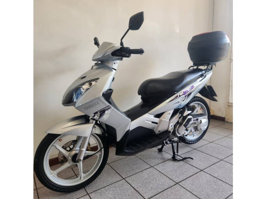 YAMAHA - NEO AT 115 - 2011/2011 - Prata - R$ 8.500,00