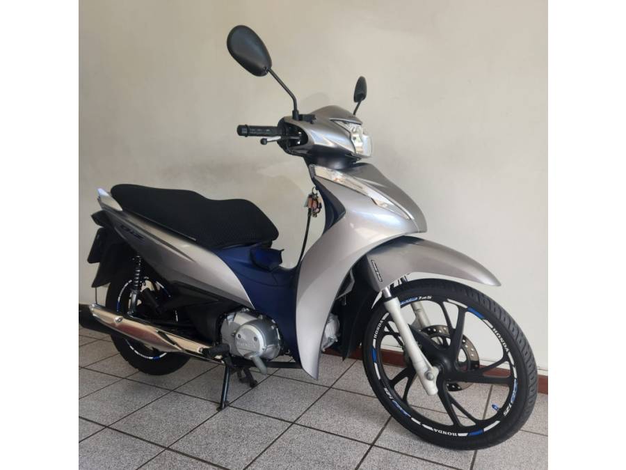 HONDA - BIZ 125 - 2021/2021 - Prata - R$ 15.400,00