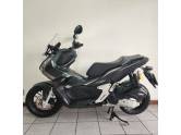 HONDA - ADV 150 - 2023/2024 - Verde - R$ 25.500,00