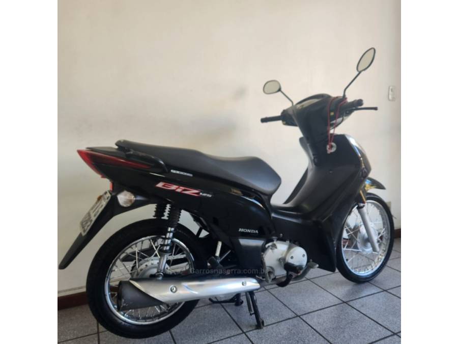HONDA - BIZ 125 - 2013/2014 - Preta - R$ 11.500,00