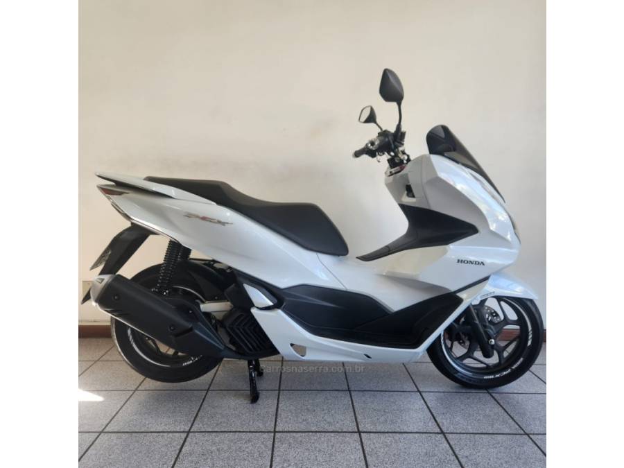 HONDA - PCX - 2024/2025 - Branca - R$ 21.500,00