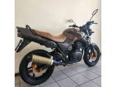 HONDA - CB 500 - 2001/2001 - Marrom - R$ 17.900,00