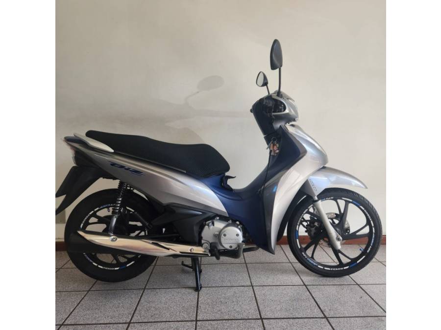 HONDA - BIZ 125 - 2021/2021 - Prata - R$ 15.400,00
