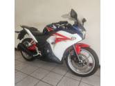 HONDA - CBR 250R - 2012/2012 - Branca - R$ 16.500,00