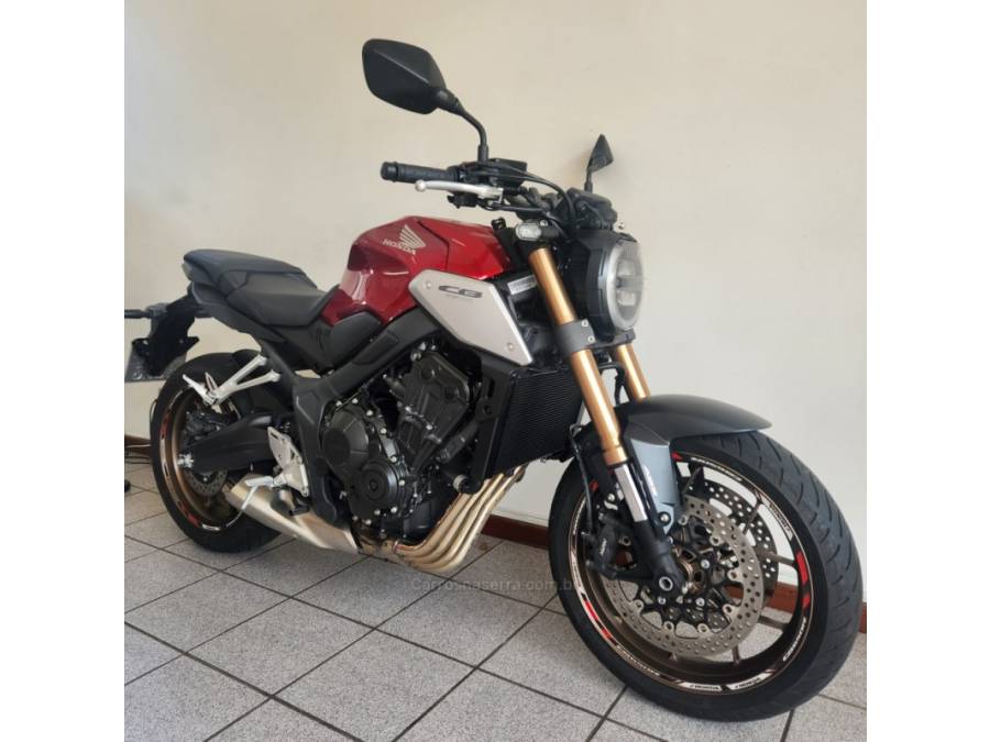 HONDA - CB 650R - 2020/2020 - Vermelha - R$ 49.900,00