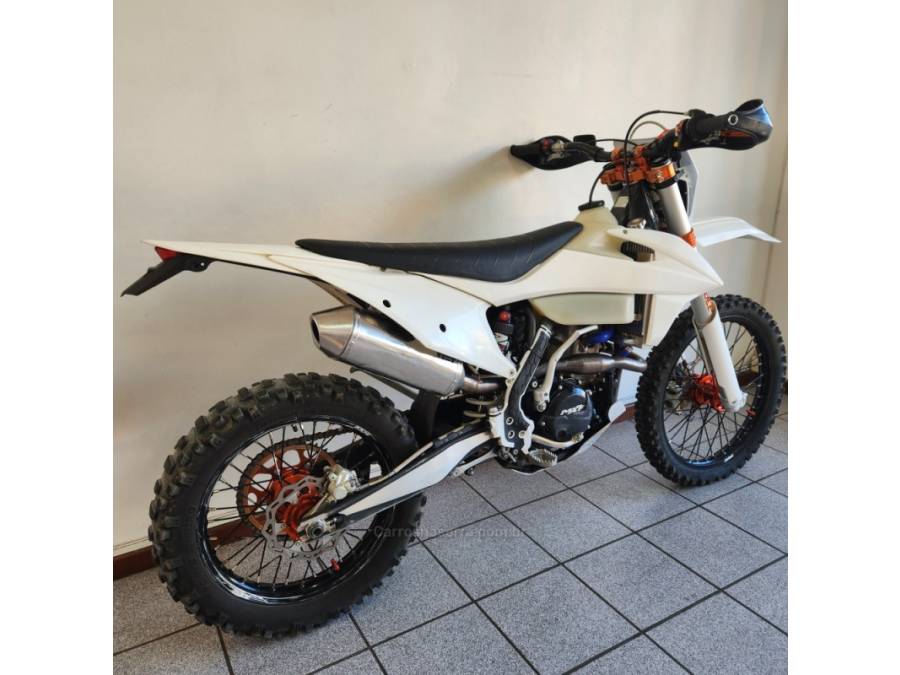 MXF - 250 - 2020/2020 - Branca - R$ 22.000,00