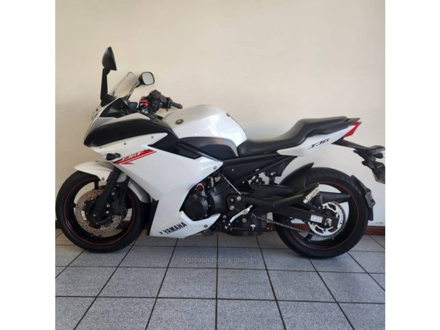 YAMAHA - XJ6 F - 2012/2012 - Branca - R$ 37.900,00