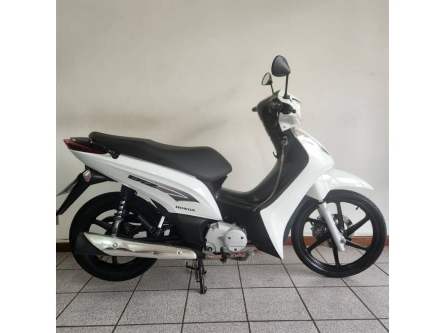 HONDA - BIZ 125 - 2013/2013 - Branca - R$ 12.900,00