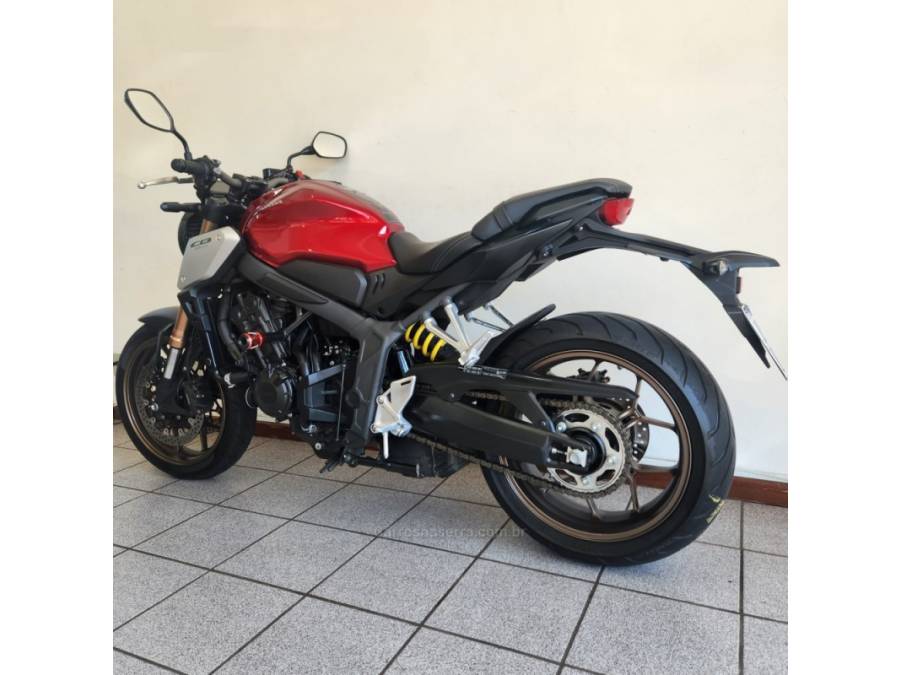 HONDA - CB 650R - 2021/2021 - Vermelha - R$ 49.900,00