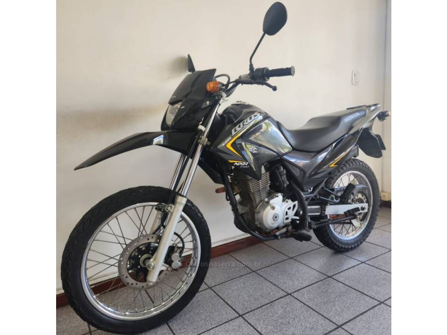 HONDA - NXR 150 - 2011/2012 - Preta - R$ 14.000,00