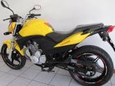 HONDA - CB 300R - 2012/2012 - Amarela - R$ 14.900,00