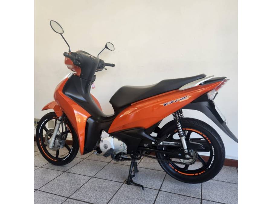 HONDA - BIZ 125 - 2018/2018 - Laranja - R$ 14.900,00