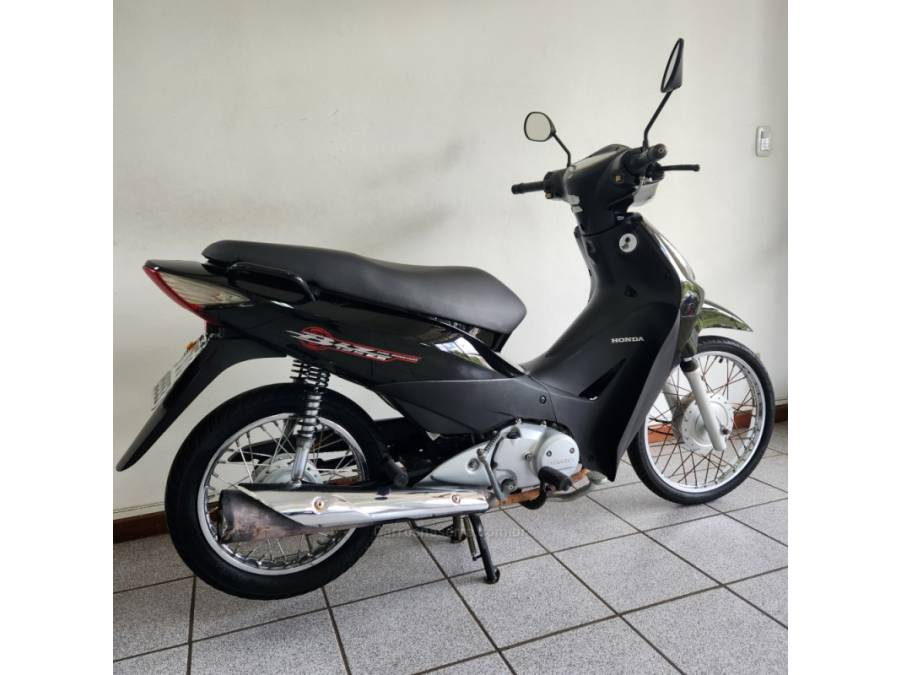 HONDA - BIZ 125 - 2010/2010 - Preta - R$ 10.500,00