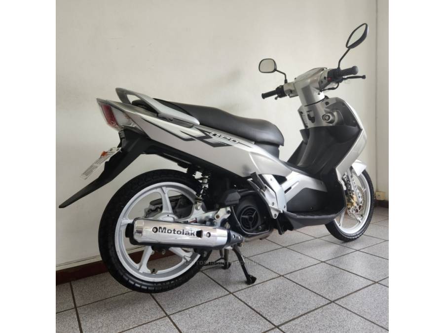 YAMAHA - NEO AT 115 - 2008/2008 - Prata - R$ 7.500,00