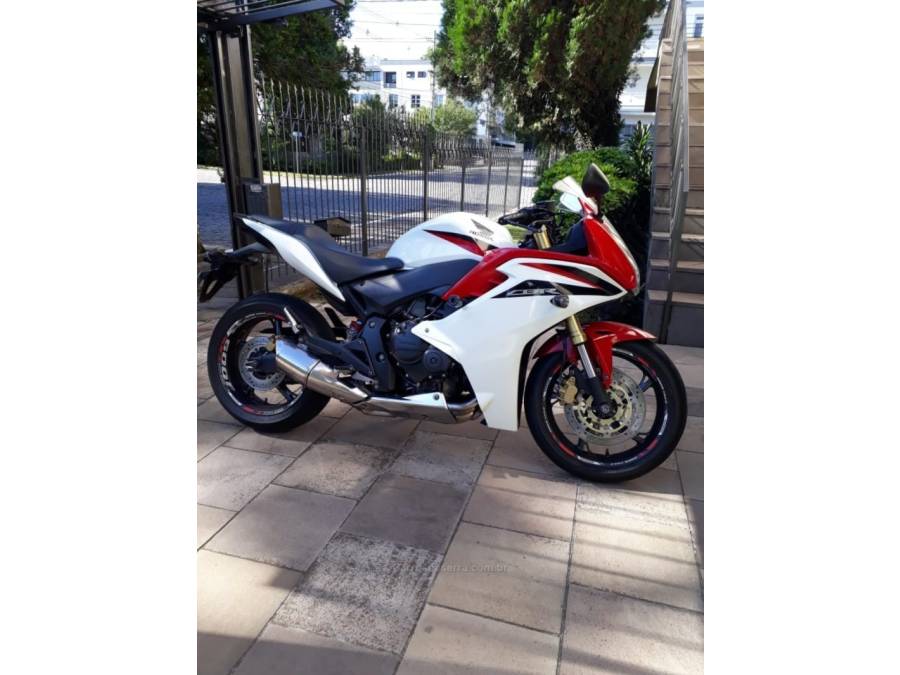 HONDA - CB 600F - 2013/2013 - Vermelha - R$ 39.900,00