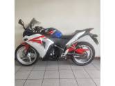 HONDA - CBR 250R - 2012/2012 - Branca - R$ 16.500,00