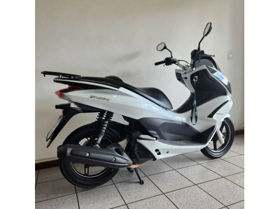 HONDA - PCX - 2013/2014 - Branca - R$ 13.500,00